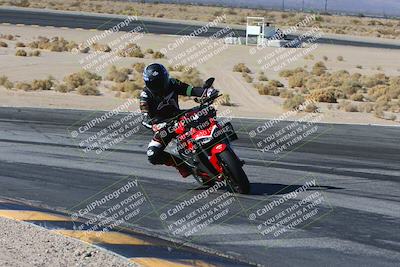 media/Dec-05-2024-Racers Edge (Thu) [[e102e0690b]]/3-B Group/Session 2 (Turn 12 Inside)/